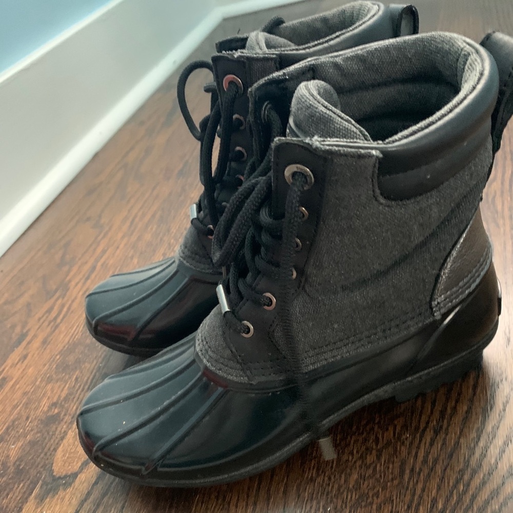 Michael Kors Easton Lace-Up Duck Boots View 4